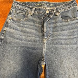 American Eagle mom jeans